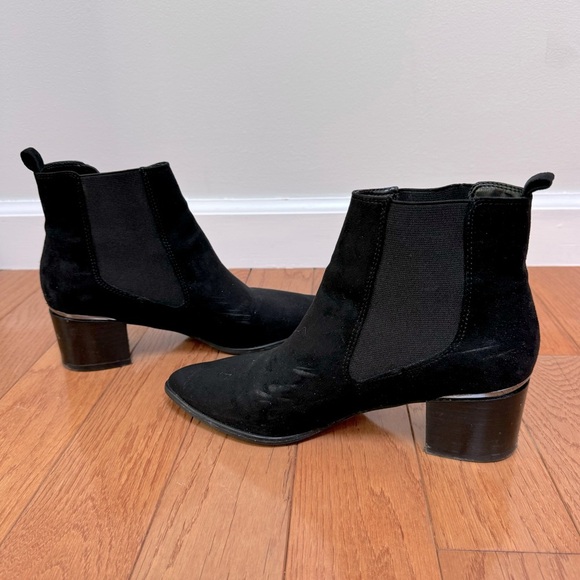 Nine West Pointed Toe Faux Suede Booties Black Size 8.5 - Picture 6 of 12